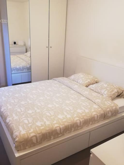 Joli Appartement Avec Jardin Et 2 Parkings Prives Argenteuil Exterior foto